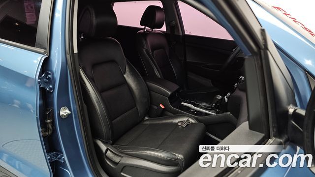 Hyundai Tucson Diesel 2.0 2WD Modern 2016 — фото 10