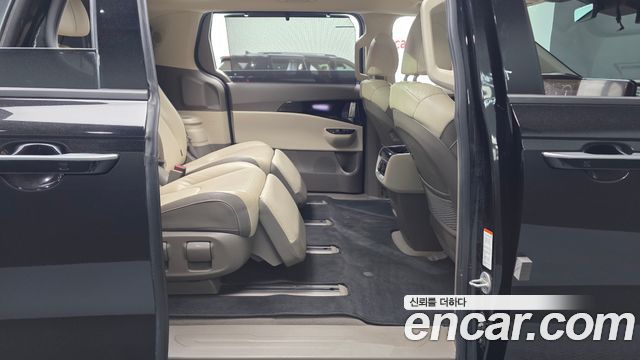 Kia Carnival (IV) Gasoline 7-Seater Signature 2021 — фото 12
