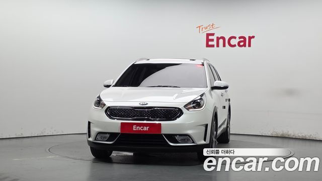 Kia Niro Prestige 2018 — фото 3