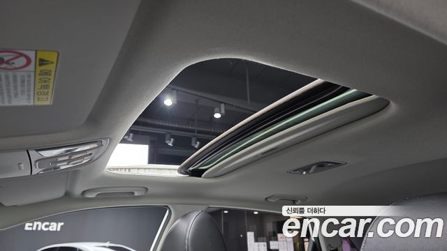 Kia Niro Prestige 2018 — фото 19