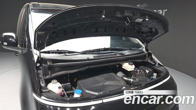 Hyundai Staria Tourer 11-Seater Modern 2022 — фото 6