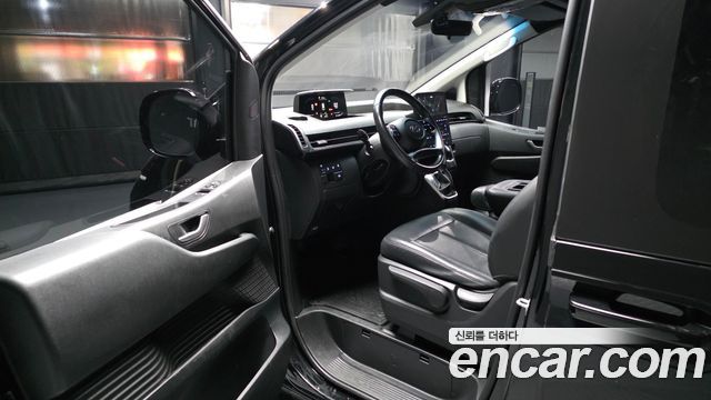 Hyundai Staria Tourer 11-Seater Modern 2022 — фото 10