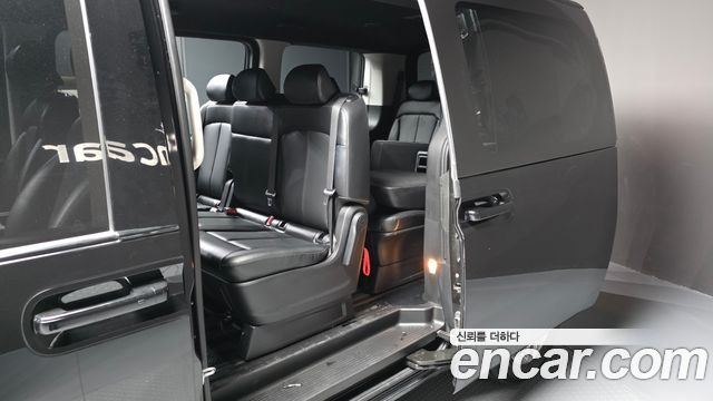 Hyundai Staria Tourer 11-Seater Modern 2022 — фото 26