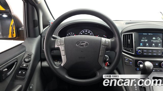 Hyundai Grand Starex School Bus LPi 2021 — фото 13