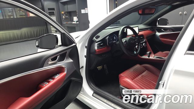 Genesis G70 Gasoline 2.0T 2WD 2021 — фото 10
