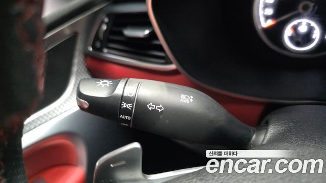 Genesis G70 Gasoline 2.0T 2WD 2021 — фото 30