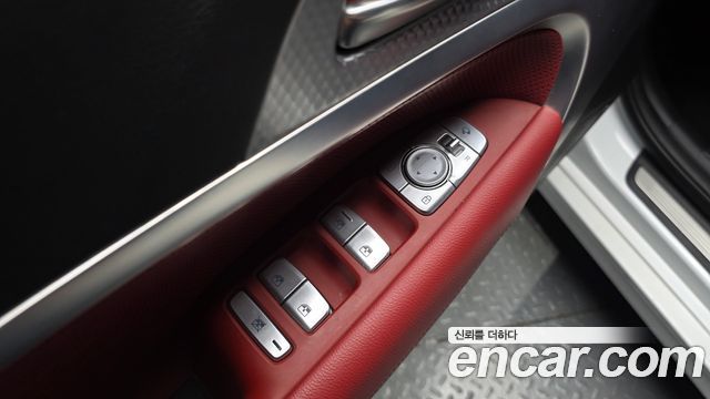 Genesis G70 Gasoline 2.0T 2WD 2021 — фото 34