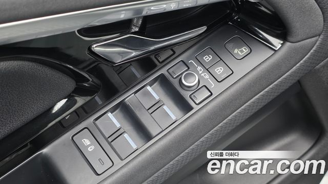 Land Rover Range Rover Evoque (II) P250 S 2021 — фото 12