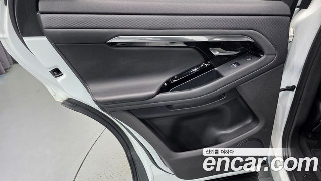 Land Rover Range Rover Evoque (II) P250 S 2021 — фото 25