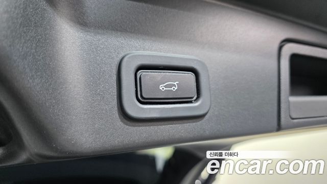 Land Rover Range Rover Evoque (II) P250 S 2021 — фото 30