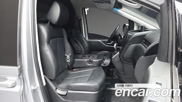 Hyundai Staria Cargo 3-Seater Modern 2022 — фото 11