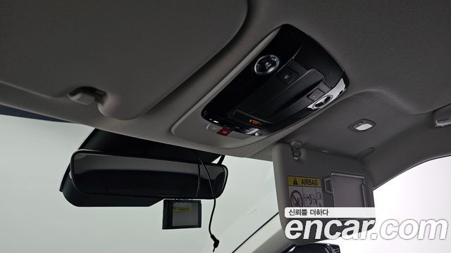 Kia EV6 Long Range Light 2023 — фото 19
