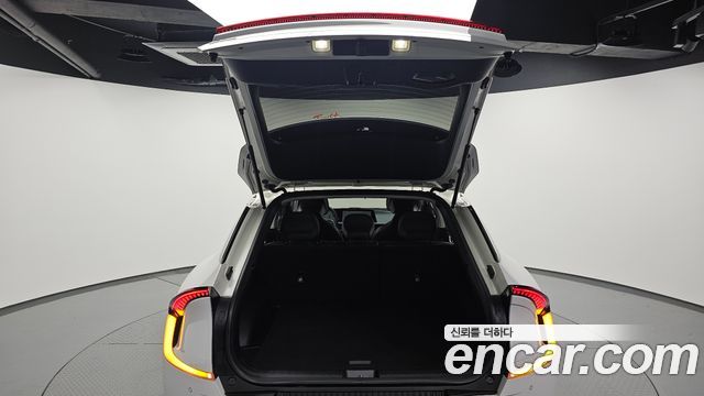 Kia EV6 Long Range Light 2023 — фото 20