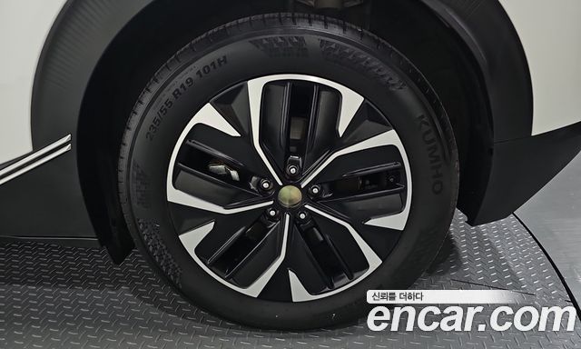 Kia EV6 Long Range Light 2023 — фото 21