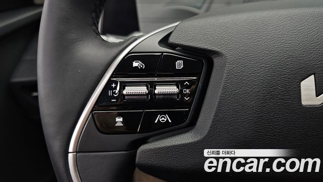 Kia EV6 Long Range Light 2023 — фото 27