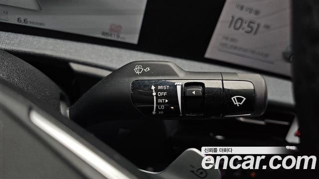 Kia EV6 Long Range Light 2023 — фото 30