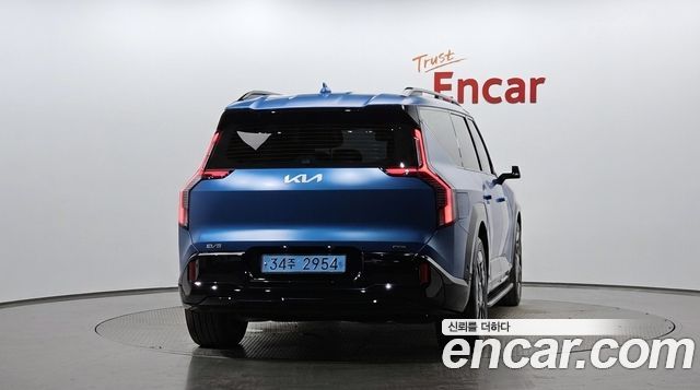 Kia EV9 Long Range 4WD GT Line 2024 — фото 4