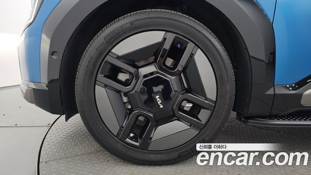 Kia EV9 Long Range 4WD GT Line 2024 — фото 5