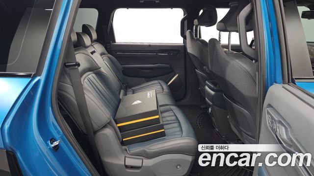 Kia EV9 Long Range 4WD GT Line 2024 — фото 12