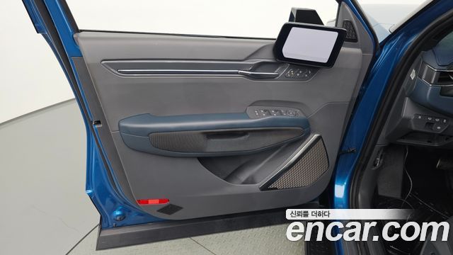 Kia EV9 Long Range 4WD GT Line 2024 — фото 24