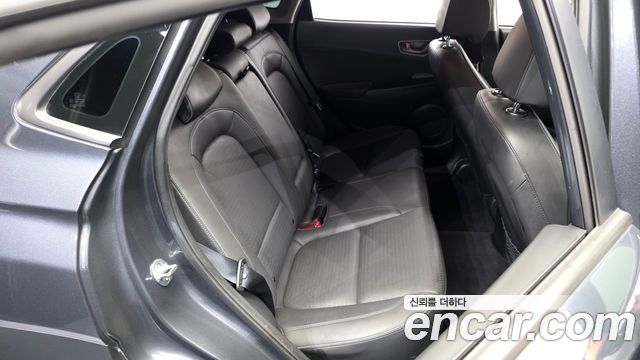 Hyundai Kona Electric Premium 2019 — фото 12