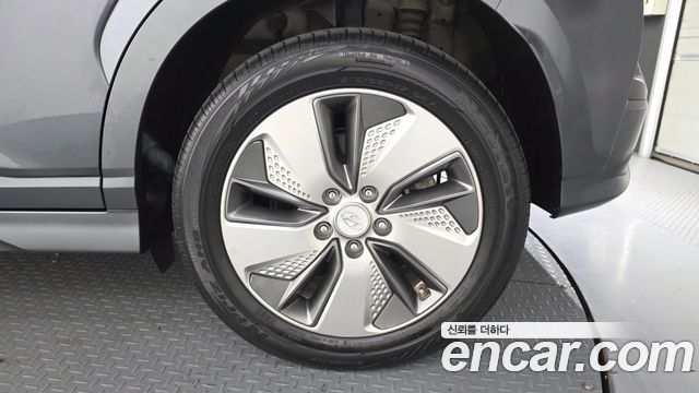 Hyundai Kona Electric Premium 2019 — фото 21