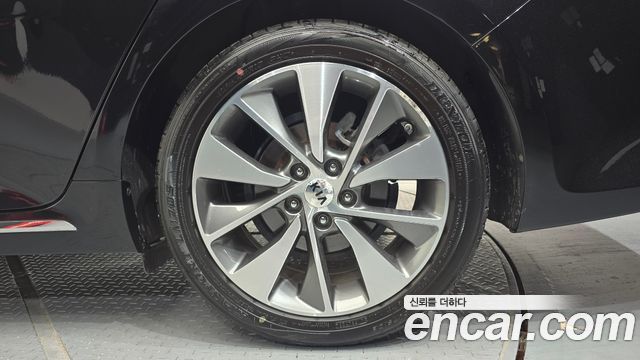 Kia K5 (II) 2.0 MX Noblesse special 2016 — фото 21