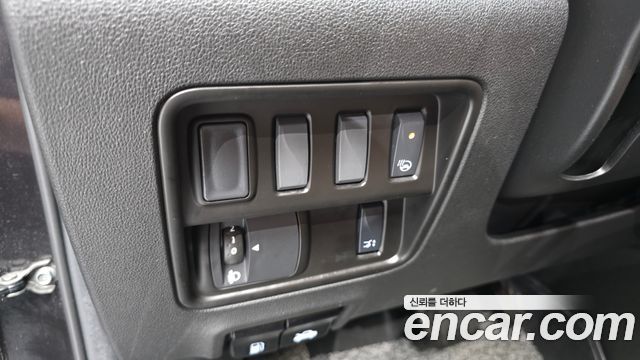 Renault Korea QM6 2.0 LPe RE 2WD 2024 — фото 18
