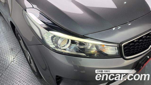 Kia K3 Trendy Style 2018 — фото 28