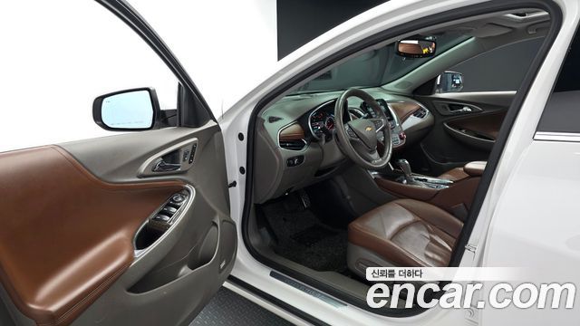 Chevrolet Malibu 2.0 Turbo LTZ Premium 2017 — фото 10