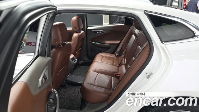 Chevrolet Malibu 2.0 Turbo LTZ Premium 2017 — фото 16