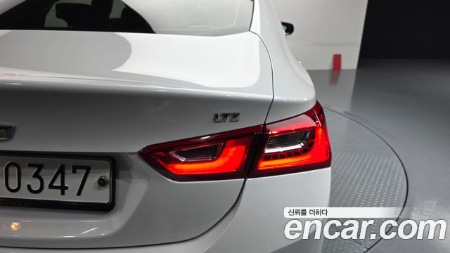 Chevrolet Malibu 2.0 Turbo LTZ Premium 2017 — фото 29