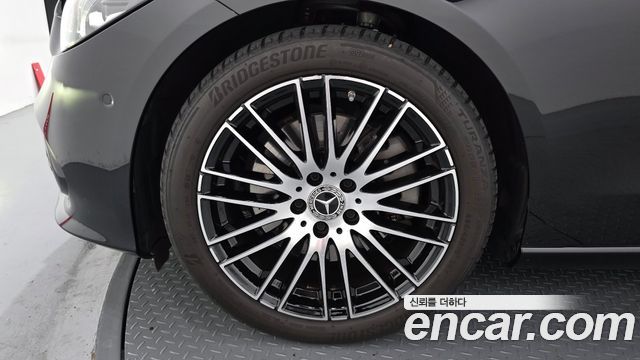 Mercedes-Benz C-Class (W206) C300 4MATIC Avantgarde 2024 — фото 5