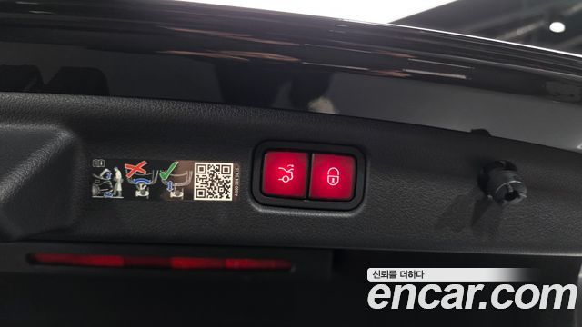 Mercedes-Benz C-Class (W206) C300 4MATIC Avantgarde 2024 — фото 27