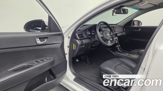 Kia K5 (II) 2.0 MX Style Edition 2018 — фото 10