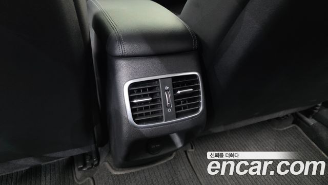 Kia K5 (II) 2.0 MX Style Edition 2018 — фото 19