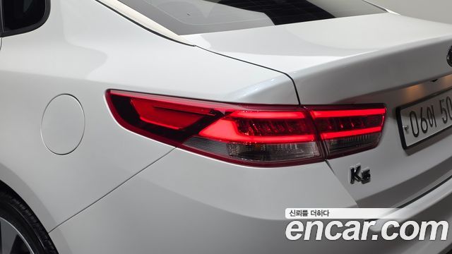 Kia K5 (II) 2.0 MX Style Edition 2018 — фото 23