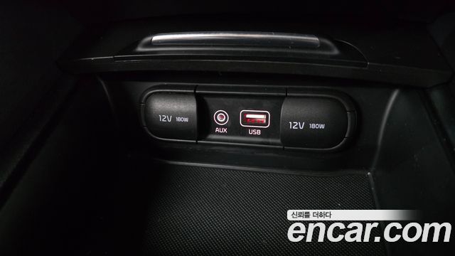 Kia K5 (II) 2.0 MX Style Edition 2018 — фото 29