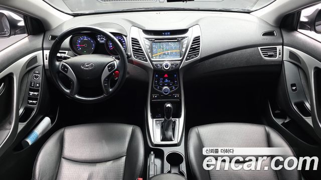 Hyundai Avante 1.6 GDi Smart Standard 2015 — фото 7
