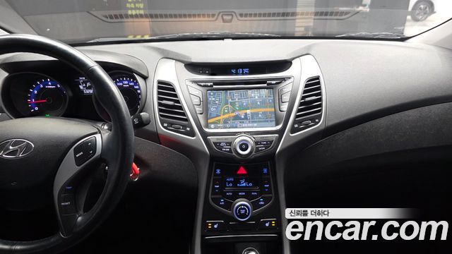 Hyundai Avante 1.6 GDi Smart Standard 2015 — фото 14