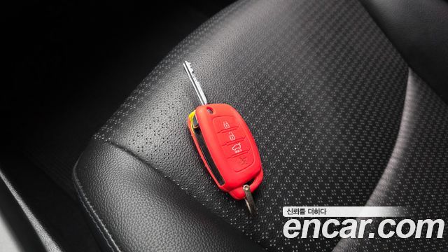 Hyundai Avante 1.6 GDi Smart Standard 2015 — фото 29