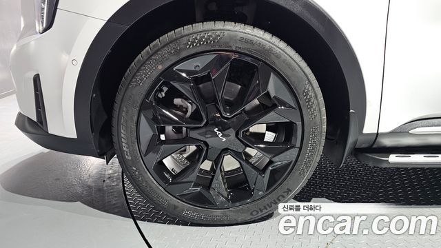 Kia Sorento (IV) Diesel 2.2 2WD Signature 2024 — фото 5