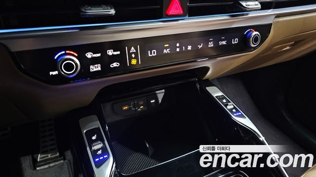 Kia Sorento (IV) Diesel 2.2 2WD Signature 2024 — фото 16