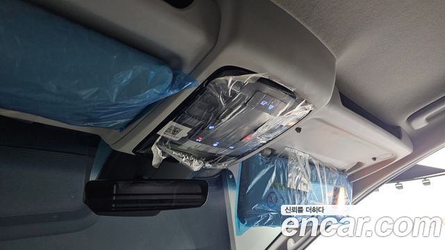 Hyundai Staria Cargo 3-Seater Modern 2023 — фото 18