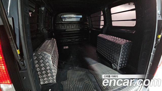 Hyundai Staria Cargo 3-Seater Modern 2023 — фото 19