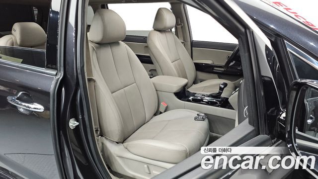 Kia Carnival Gasoline 9-Seater Noblesse Special 2019 — фото 10