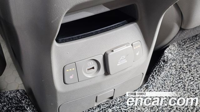 Kia Carnival Gasoline 9-Seater Noblesse Special 2019 — фото 17