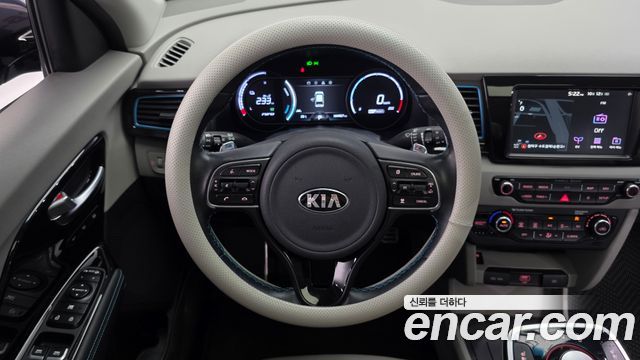 Kia Niro EV Noblesse 2019 — фото 17