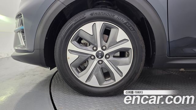 Kia Niro EV Noblesse 2019 — фото 27