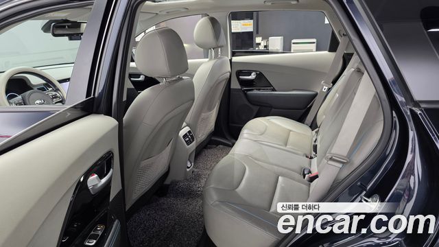 Kia Niro EV Noblesse 2019 — фото 32